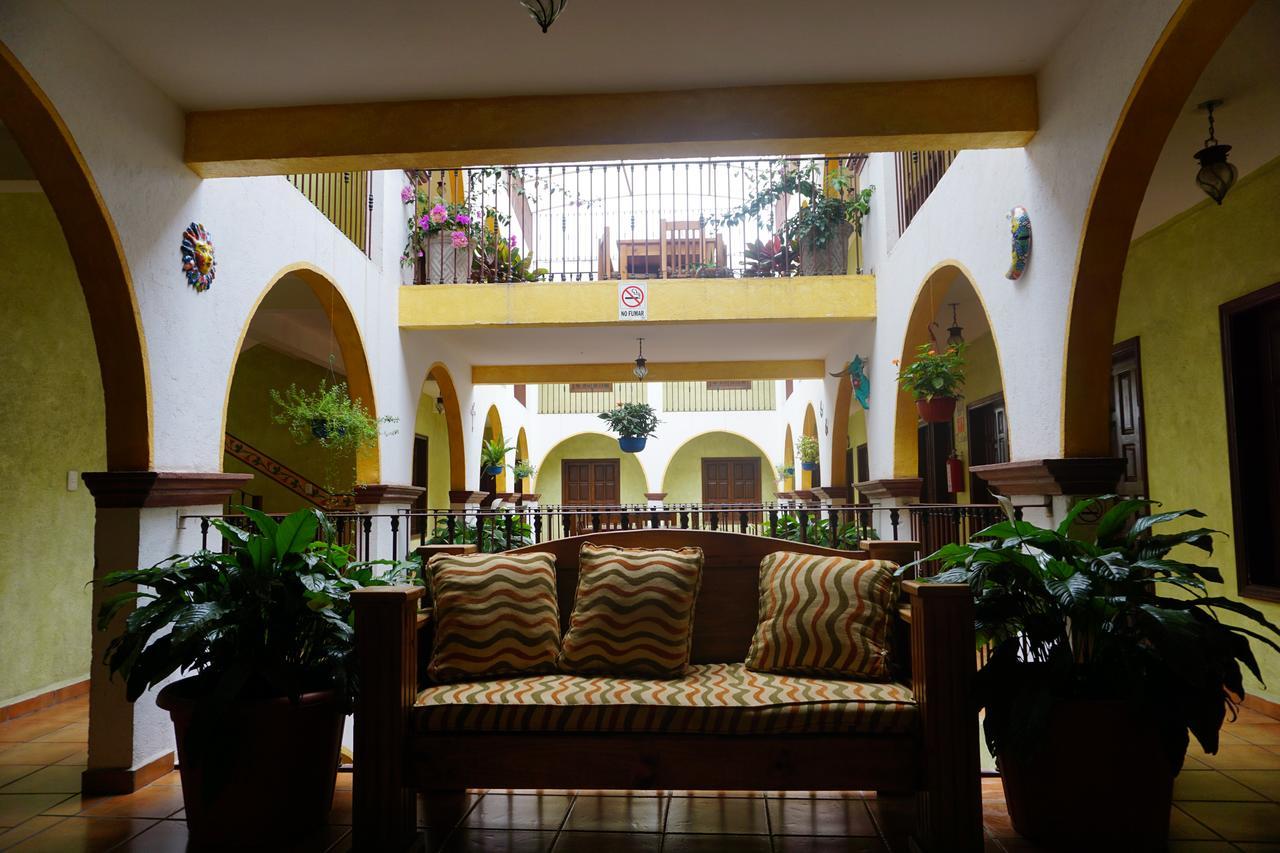 Los Angeles Hotel Jalpan Exterior photo